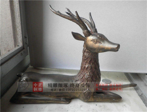 廠家直銷銅鹿雕塑.jpg 廠家直銷銅鹿雕塑.jpg