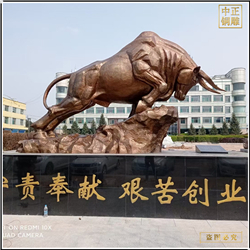 鑄銅關(guān)公 支持來圖定制銅牛雕塑