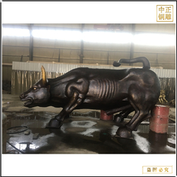 鑄銅關(guān)公 鑄造華爾街牛雕塑擺件