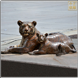 純銅老虎動(dòng)物雕塑 純銅老虎動(dòng)物雕塑